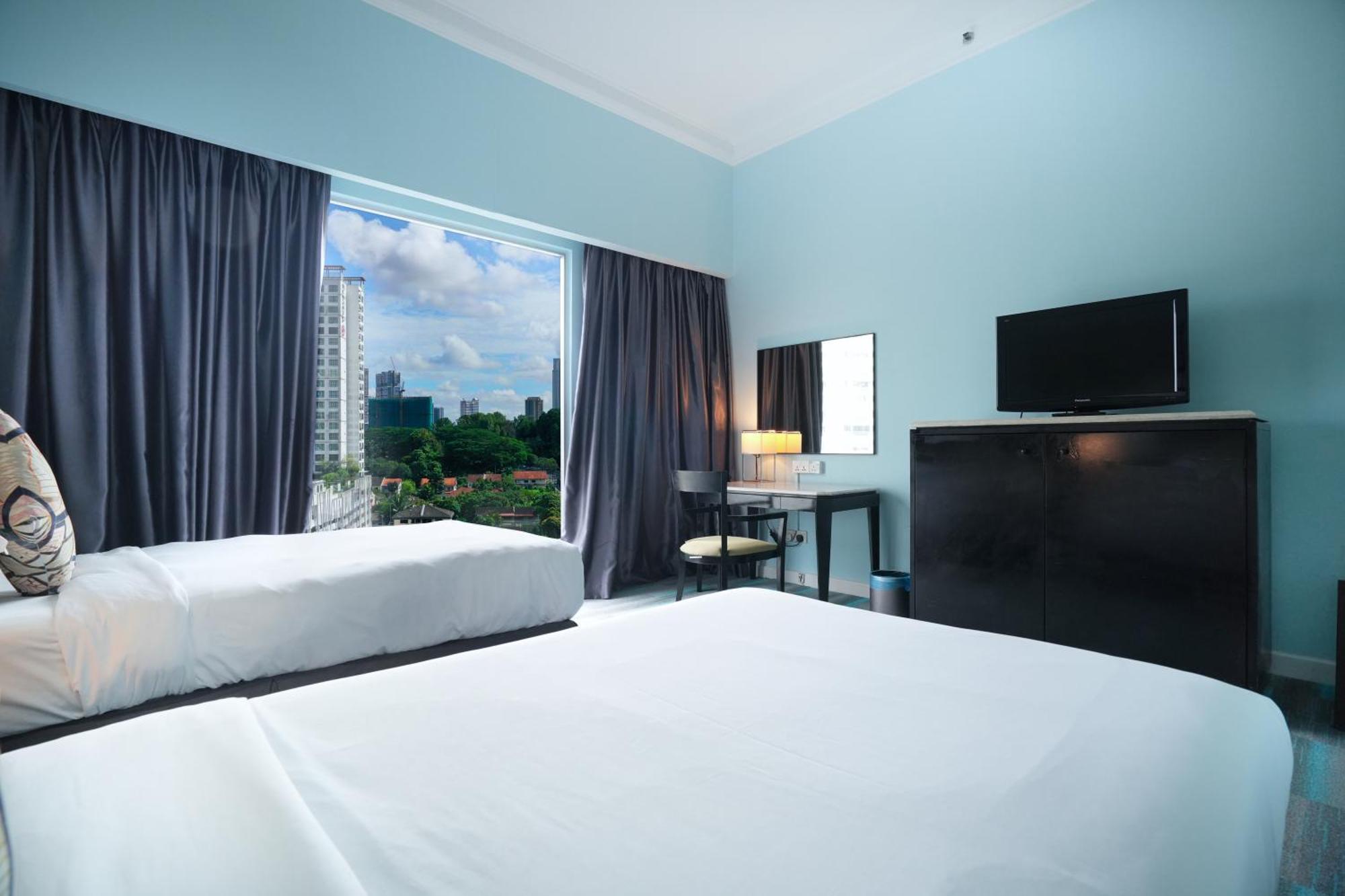 Thistle Джохор Бахру Екстериор снимка Deluxe Room