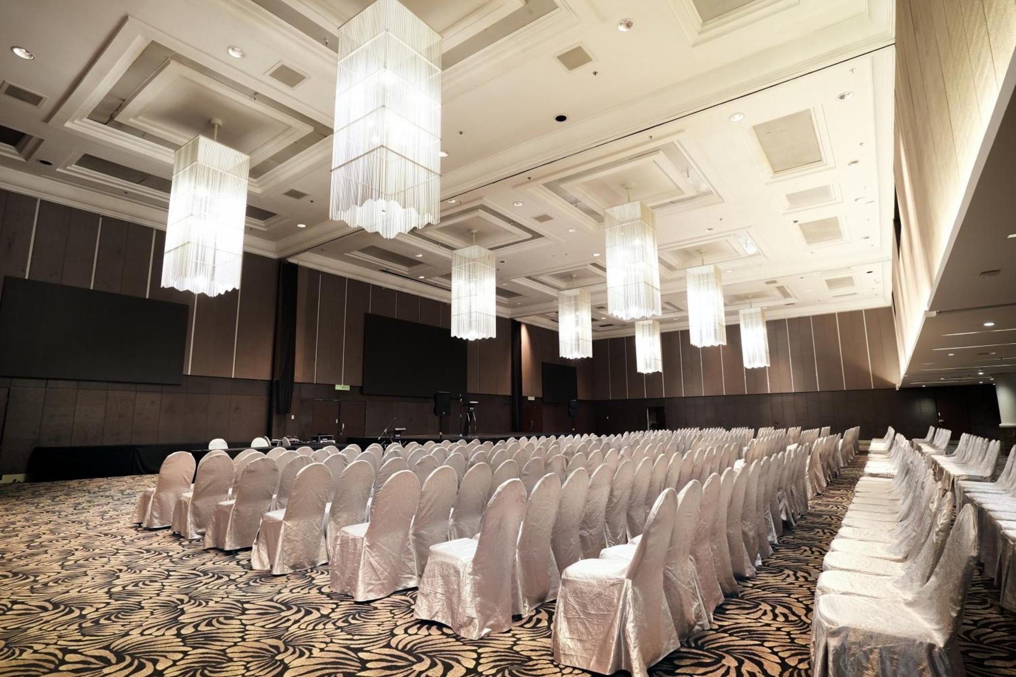Thistle Джохор Бахру Екстериор снимка The Grand Ballroom